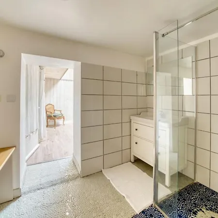 De Charme Au Milieu Des Vignes - La Gasconniere * Ozillac