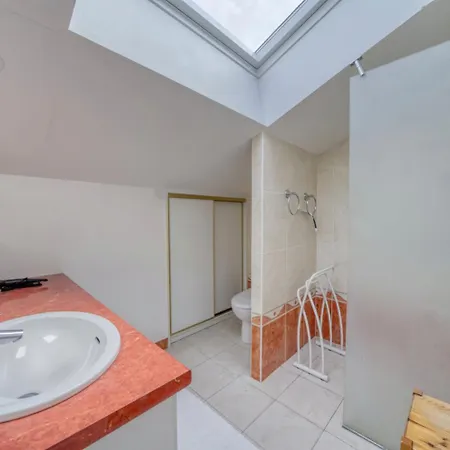 Grand 15p Vignoble - 300m - 5ch بيت للعطل Ozillac