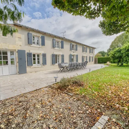 Grand 15p Vignoble - 300m - 5ch * Ozillac