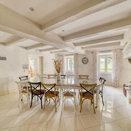 Grand 15p Vignoble - 300m - 5ch بيت للعطل Ozillac